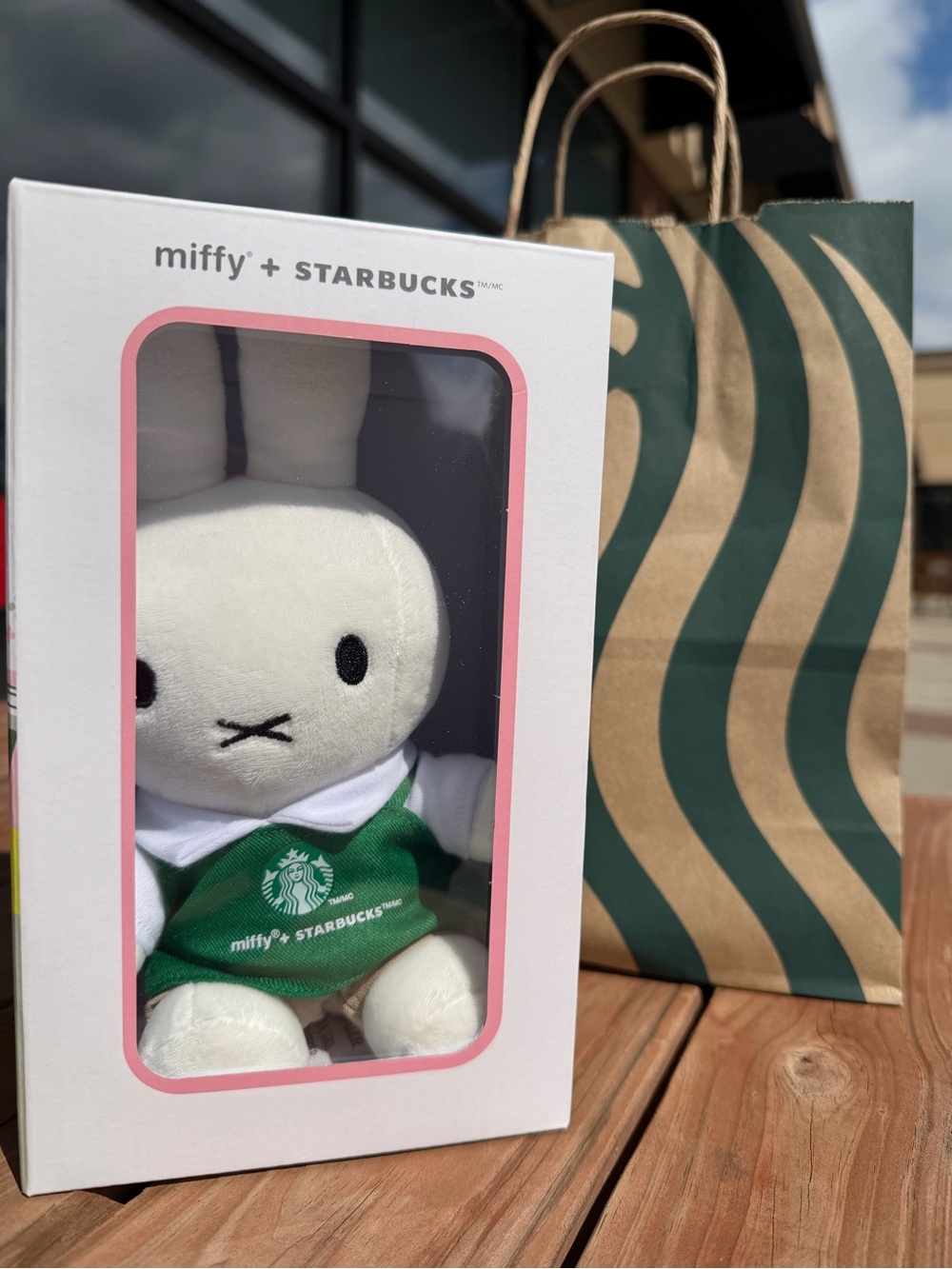 miffy x Starbucks Plush Bunny in White & Green NWT in original box